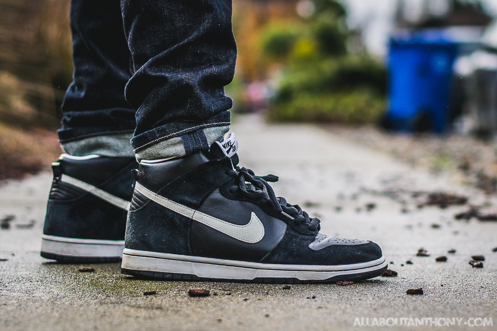 nike dunk high on feet