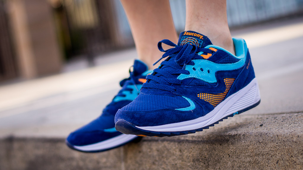 saucony grid 8000 on feet