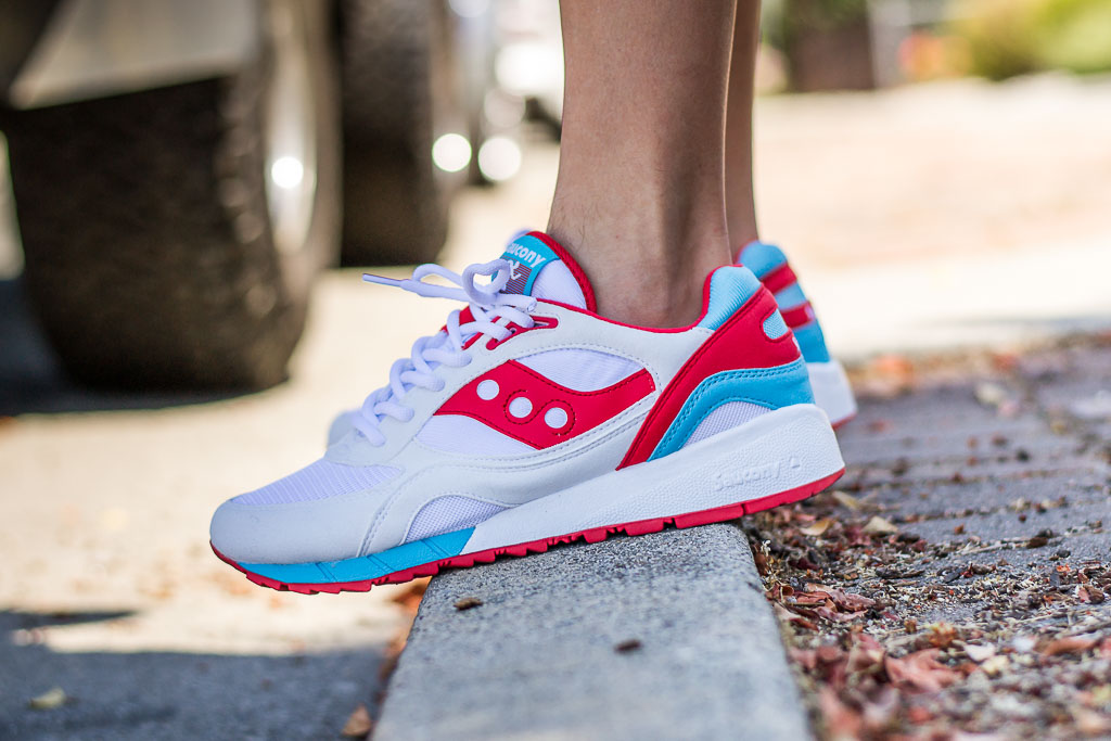 saucony red and white