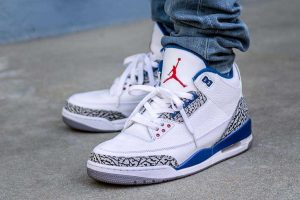 Air Jordan 3 True Blue 2011 release WDYWT On Feet