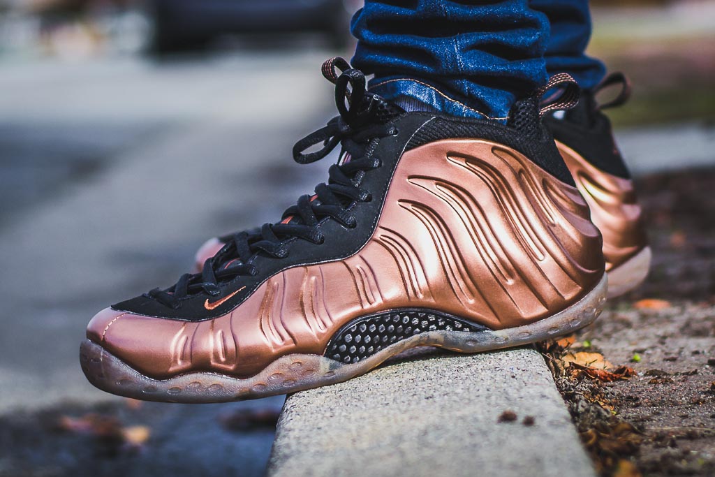 foamposite one on feet