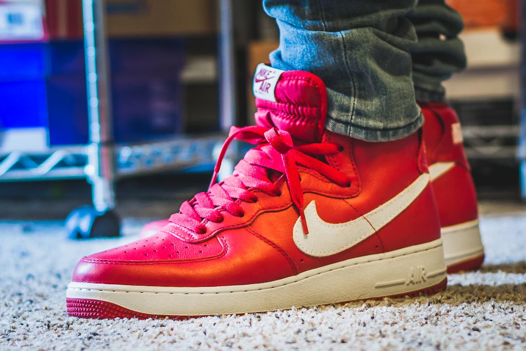 nike air force high tops on feet