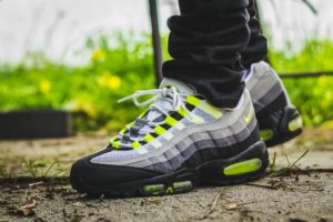 2010 Air Max 95 Neon