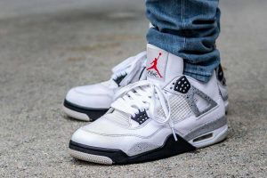 how do jordan retro 4 fit