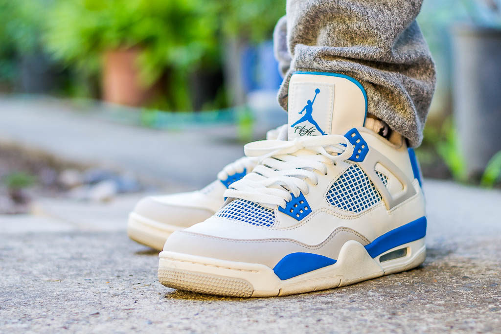 Air Jordan 4 Military Review