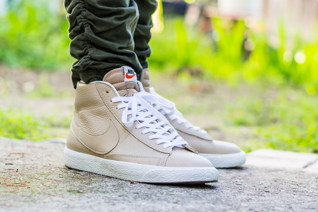 nike blazer on feet