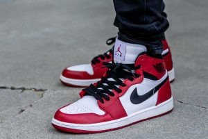 Air Jordan 1 Chicago WDYWT On Feet