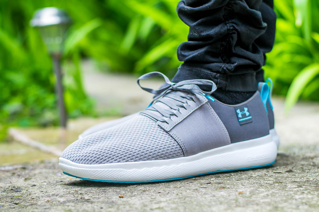 Mes Detectar freír Under Armour UA Charged 24/7 Nu On Feet Sneaker Review