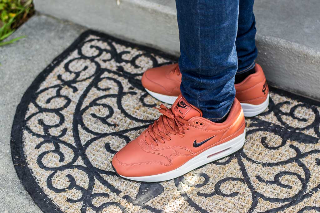 nike air max 1 peach
