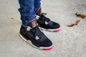 Air Jordan 4 Bred on feet