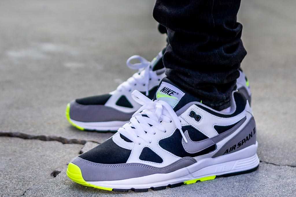 Corporation Counting insects Erase Nike Air Span II Volt On Feet Sneaker Review