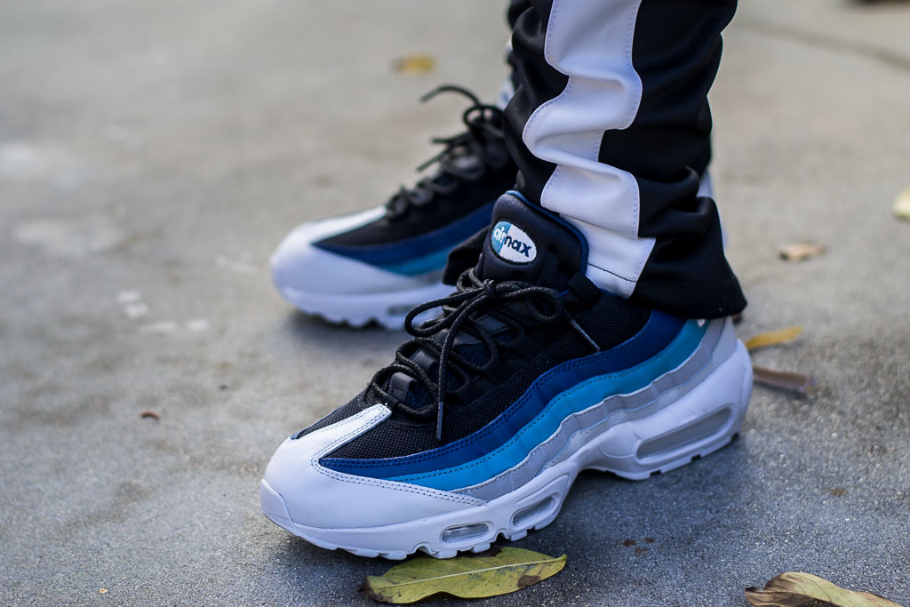 nike 95 on feet