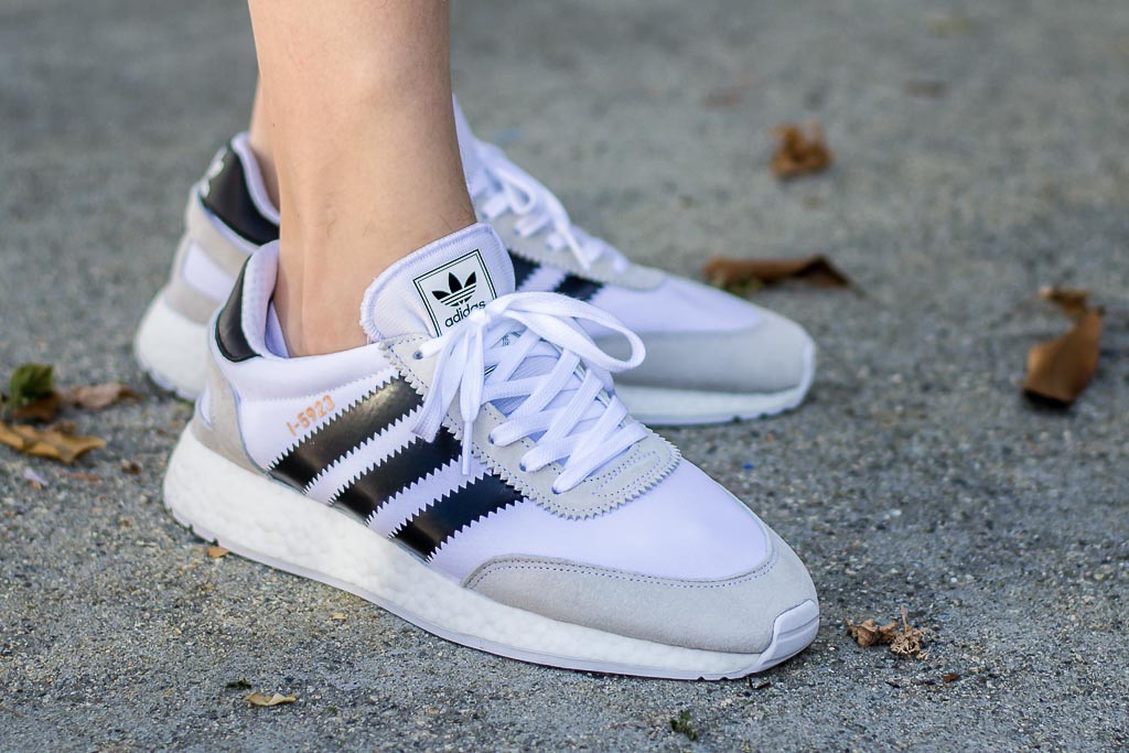 fusionere Trunk bibliotek tempo Adidas I-5923 Cloud White On Foot Sneaker Review