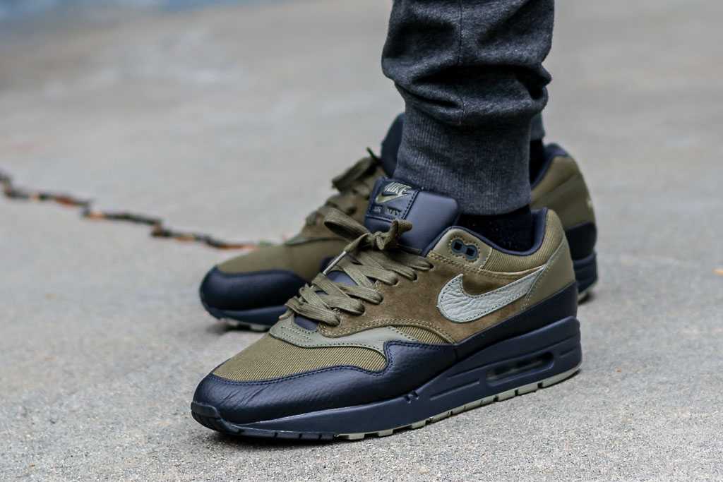 nike air max 1 premium on feet