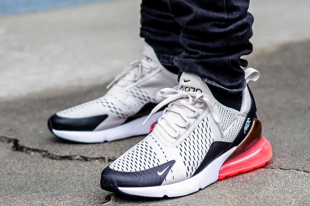 nike air 270 on feet