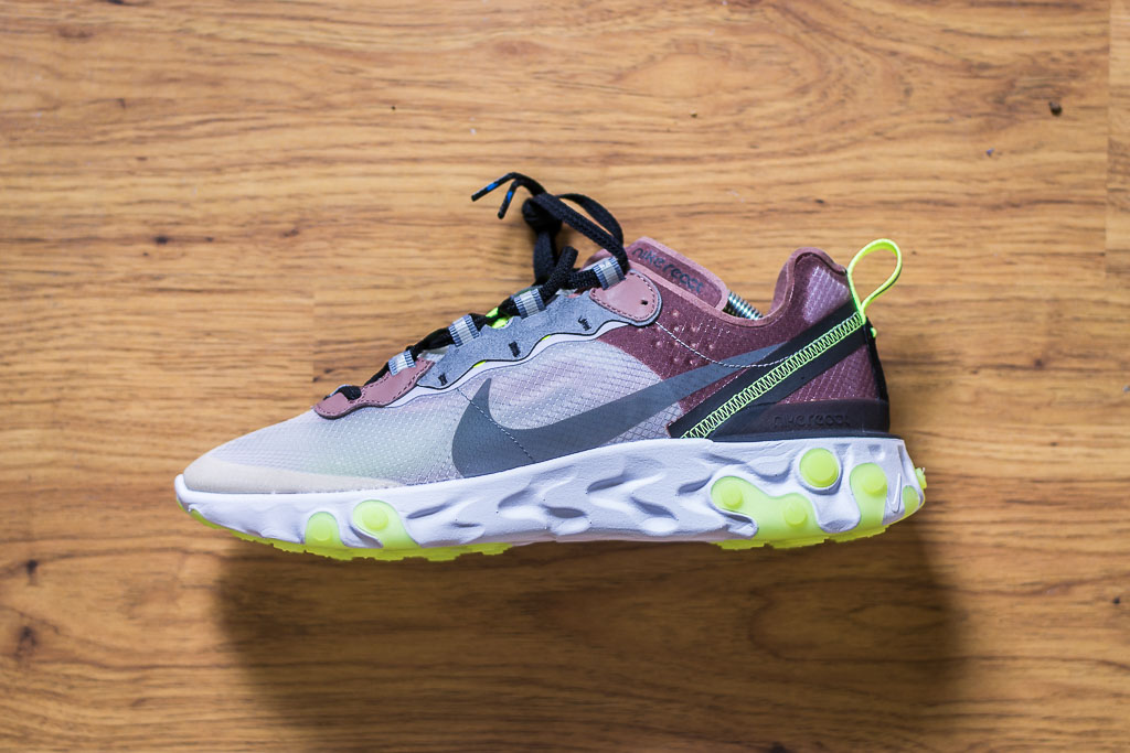nike react element 87 desert sand