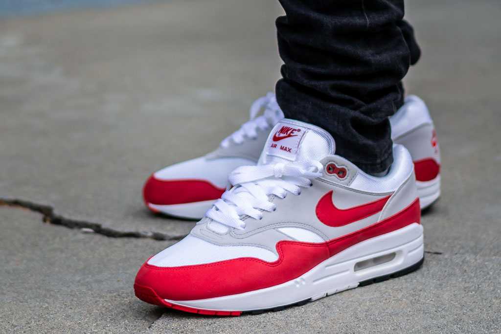 nike air max 1 red and white