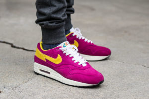 Nike Air Max 1 Dynamic Berry wdywt on feet