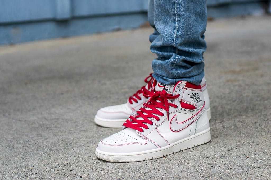 aj 1 phantom red