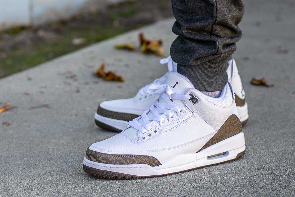 white and mocha 3s