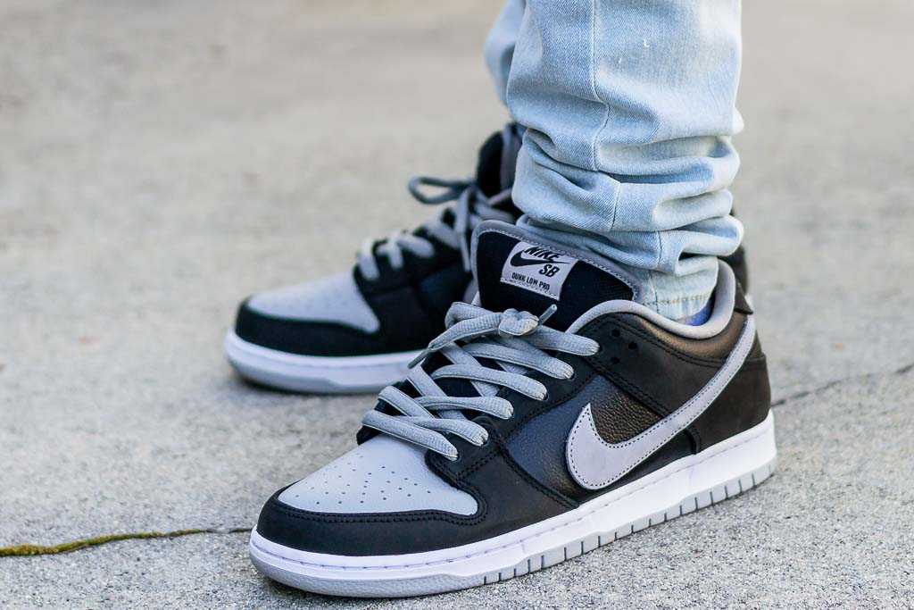 nike dunk sb on feet