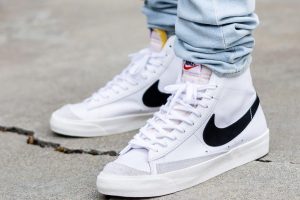 Nike Blazer Mid 77 VNTG White Black WDYWT On Feet