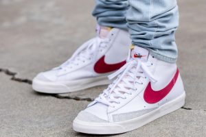 Nike Blazer Mid 77 Worn Brick VNTG On Feet WDYWT