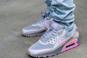 Nike Air Max 90 Vast Grey Pink WDYWT On Feet