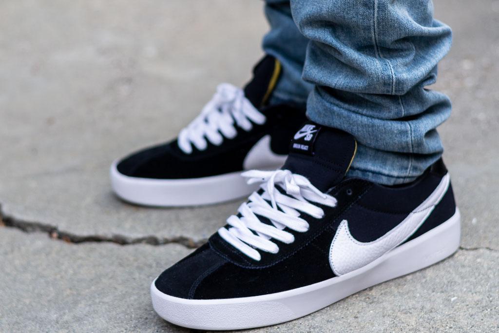 nike sb bruin on feet