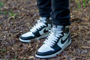 Air Jordan 1 High OG Dark Mocha WDYWT On Feet