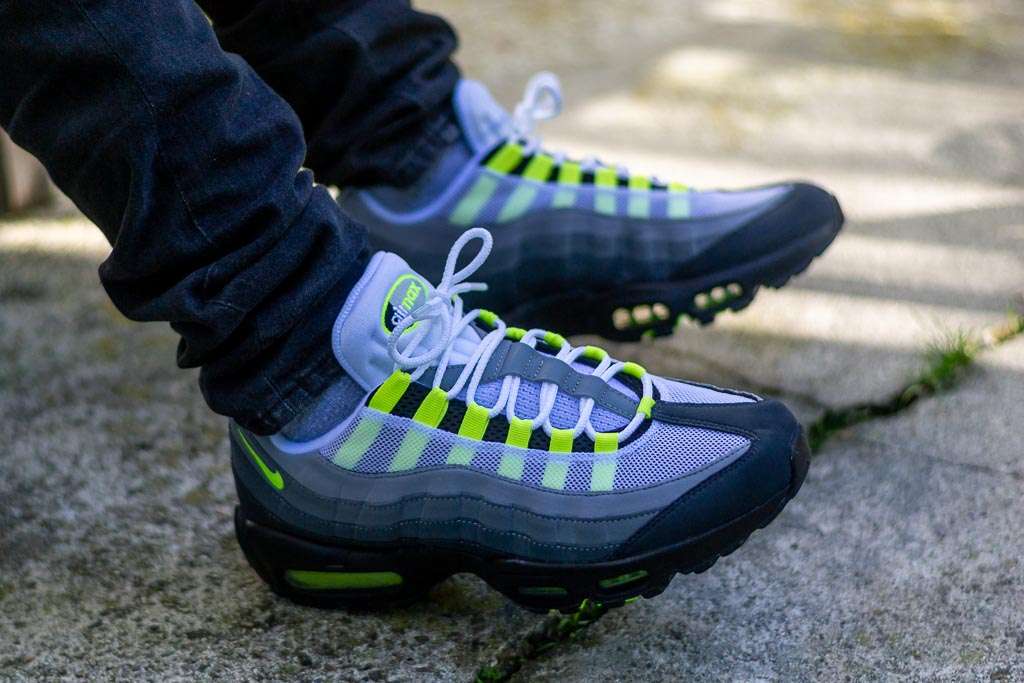 air max 95 og on feet