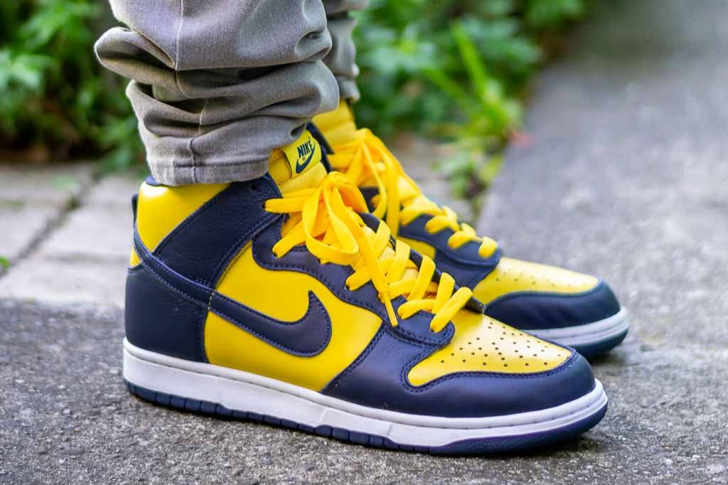 NIKE DUNK HIGH MICHIGAN - スニーカー