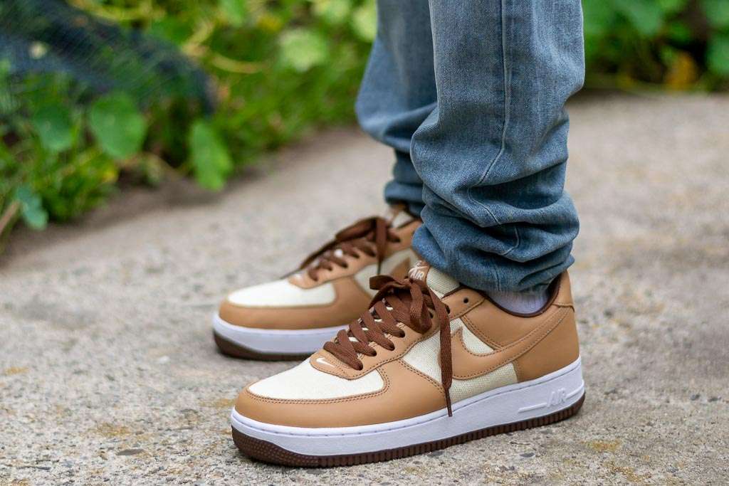 brown air force 1 on feet