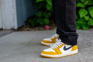 Air Jordan 1 Yellow Ochre WDYWT On Feet