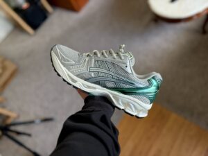 Asics Gel-Kayano 14 Dried Leaf Green