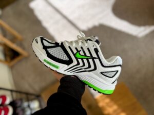 Nike Air Pegasus 2005 Green Strike