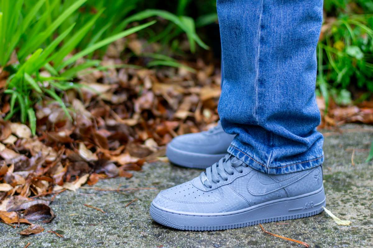 Nike Air Force 1 Kobe Cool Grey On Feet WDYWT