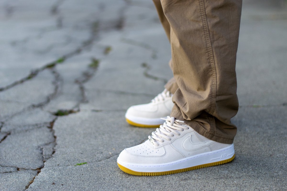 Nike SB Air Force 1 Light Orewood Brown On Feet WDYWT
